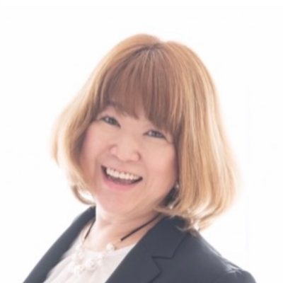 Auspicious consultant, founder of Ryuka Juku, and manager of  Diamond Mind Course, Ms. Ryuka | Life of Abundance “Okuraku®” Business