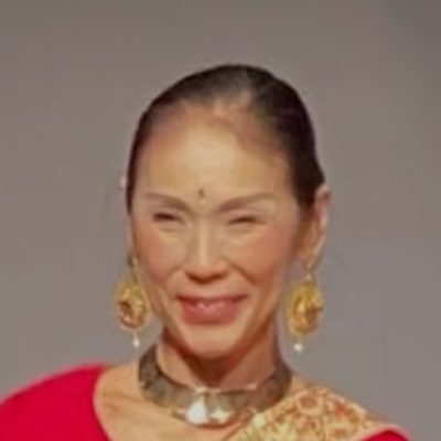 Yoga Coach Connected to the Universe, Owner of Self-Control Yoga, Ms. Shuri | Life of Abundance “Okuraku®” Mindset Master Coach